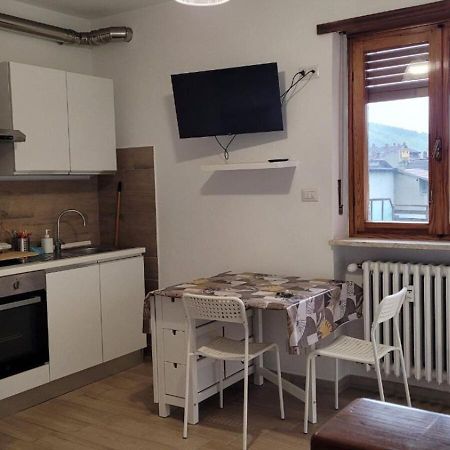 Apartmán Casa Con Terrazzo E Vista Chiomonte Exteriér fotografie